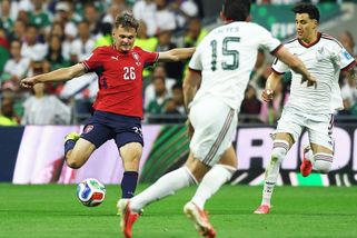 MS fotbal | Došly mu síly, řekl Koubek o střídání nejnebezpečnějšího Čecha. Višinský tvrdil opak - Sport.cz